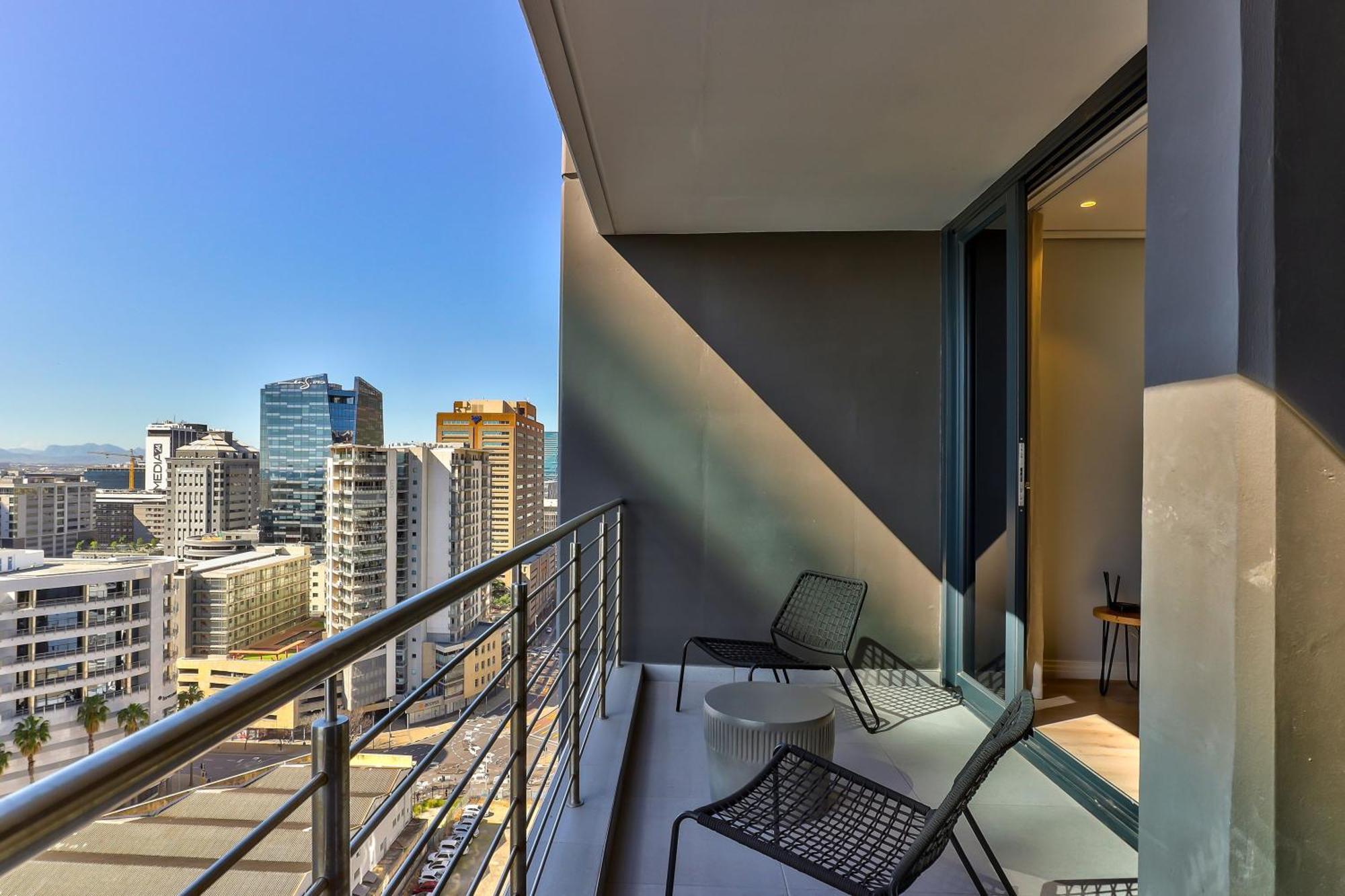 Elegant Apartment In The City Cape Town Exterior photo